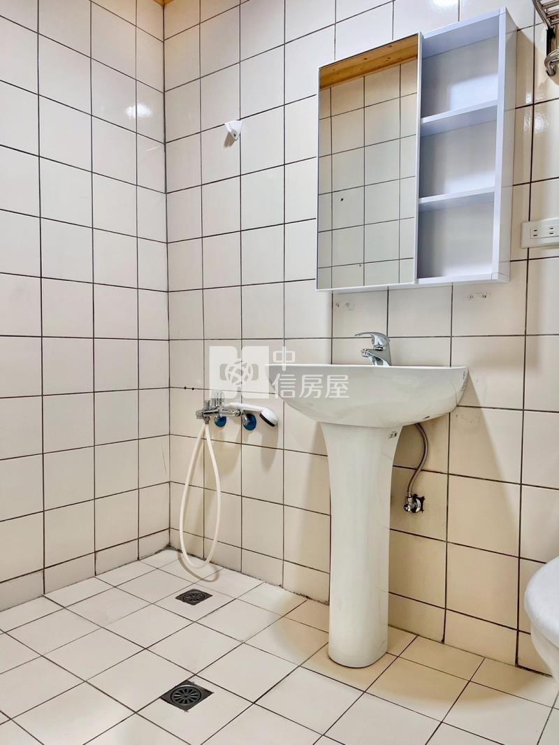 太平市民大道旁二樓美寓房屋室內格局與周邊環境