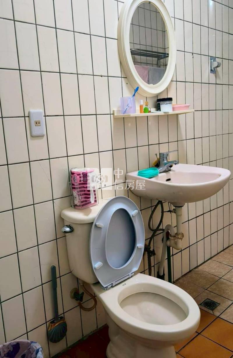 健保局三角金透店房屋室內格局與周邊環境