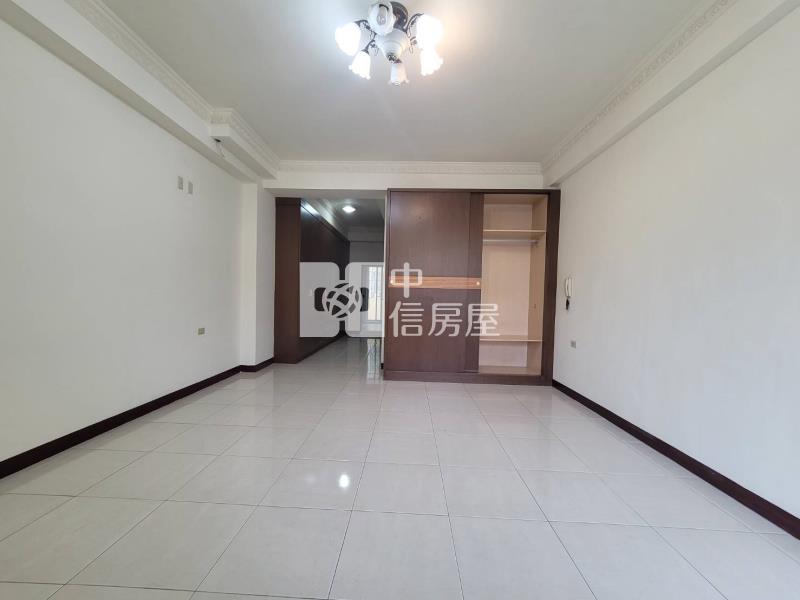 好市多優質車庫透天房屋室內格局與周邊環境