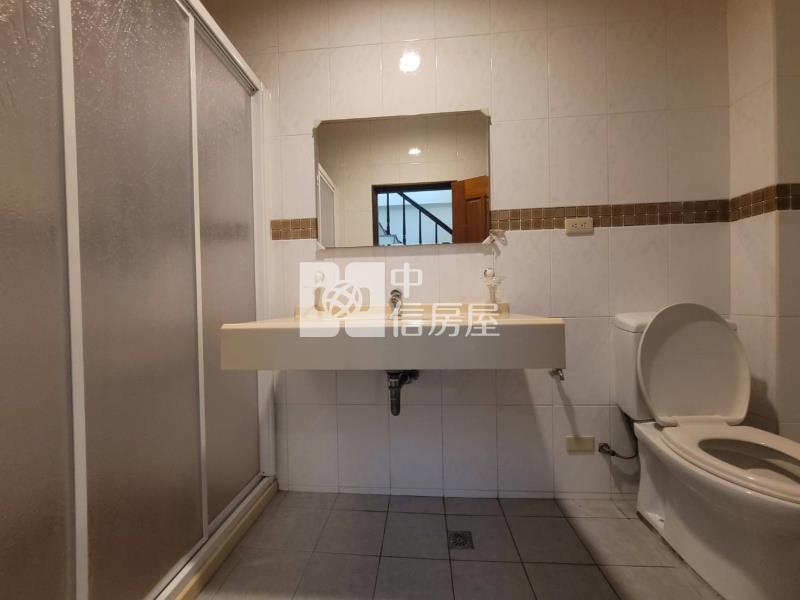 好市多優質車庫透天房屋室內格局與周邊環境