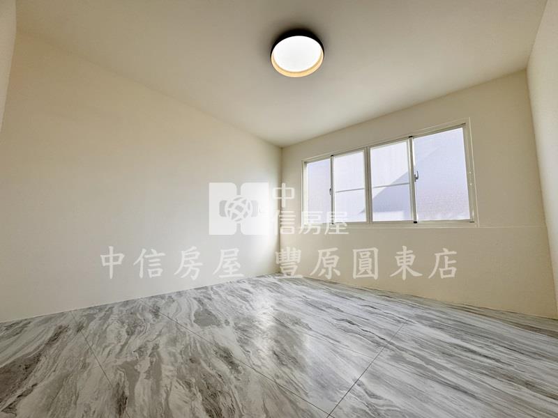 源豐路全新整理透天房屋室內格局與周邊環境