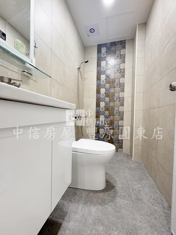 源豐路全新整理透天房屋室內格局與周邊環境