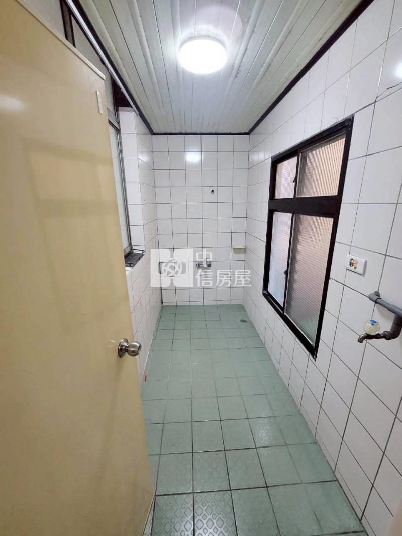 楊梅低總價大地坪.面寬大別墅(可停雙車)房屋室內格局與周邊環境