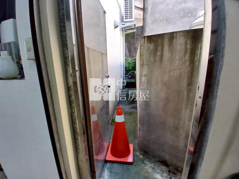 楊梅國中鋼構倉庫廠房房屋室內格局與周邊環境