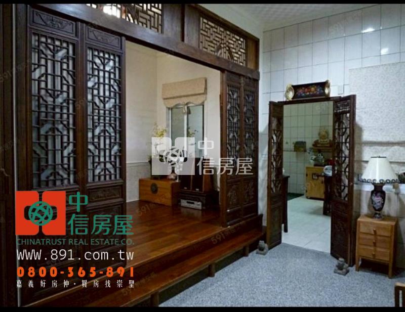 綠盈牧場旁雙車庫透天房屋室內格局與周邊環境