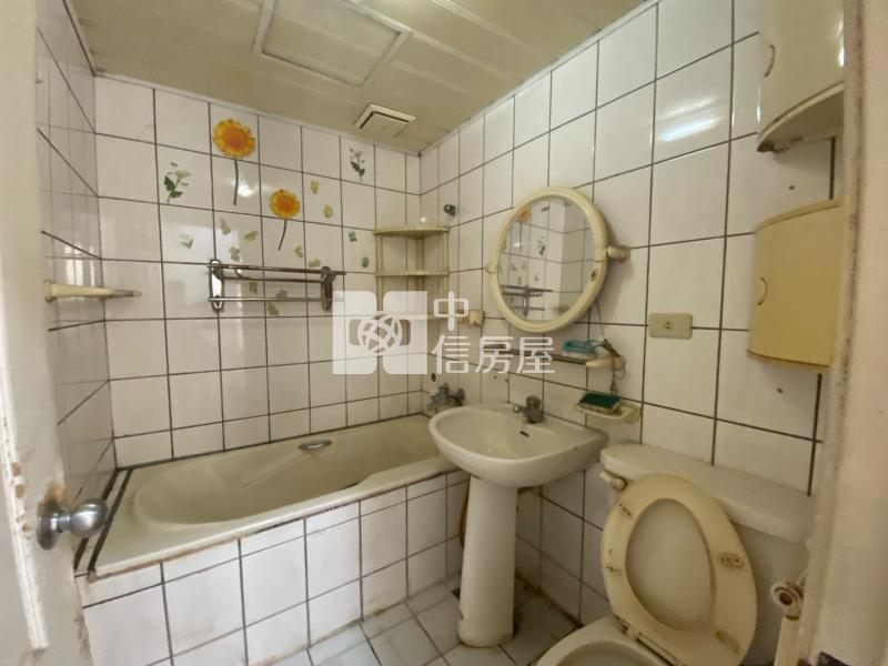 楊梅交流道瑞梅國小大三房-近愛買、麥當勞房屋室內格局與周邊環境