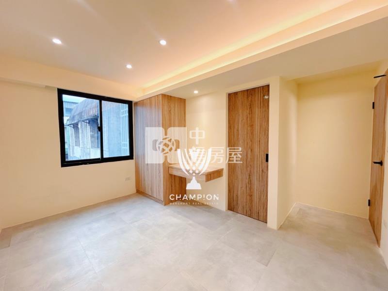 【冠軍】七堵靜巷全新3+1房房屋室內格局與周邊環境