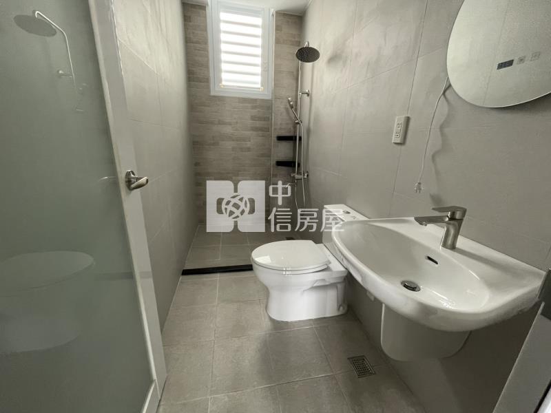 20米路全新店面房屋室內格局與周邊環境