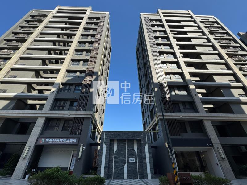 新竹北區悅佳川青三房車位房屋室內格局與周邊環境