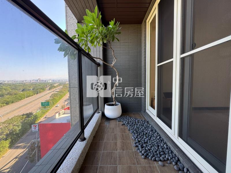 新竹北區悅佳川青三房車位房屋室內格局與周邊環境