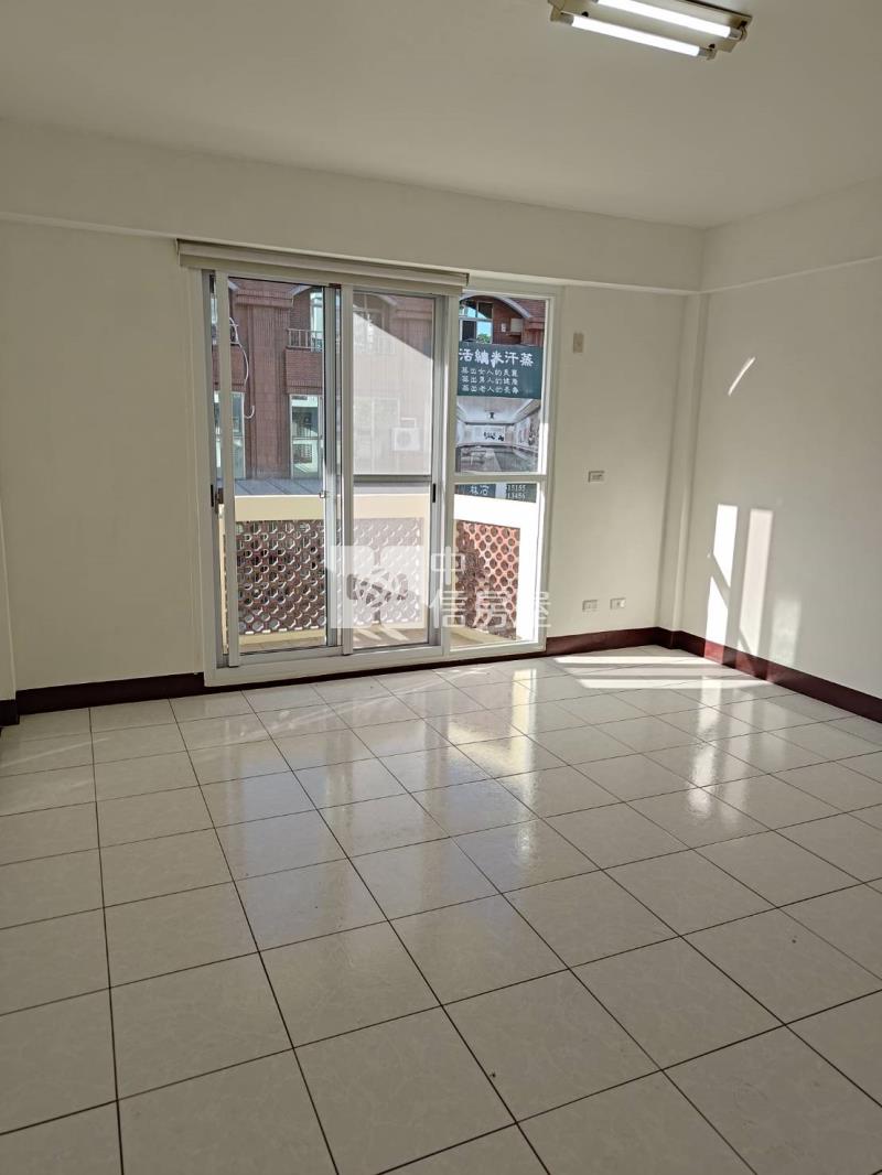 北成路大坪數店住兩用透天房屋室內格局與周邊環境