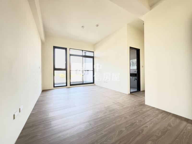 14期松強國小臨路全新雙車電墅房屋室內格局與周邊環境