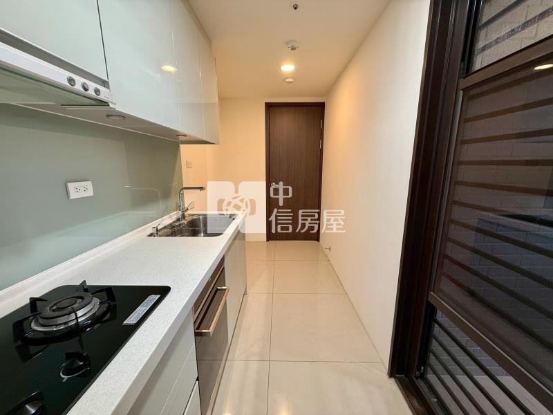 登陽春賞高樓層兩房兩衛平車房屋室內格局與周邊環境