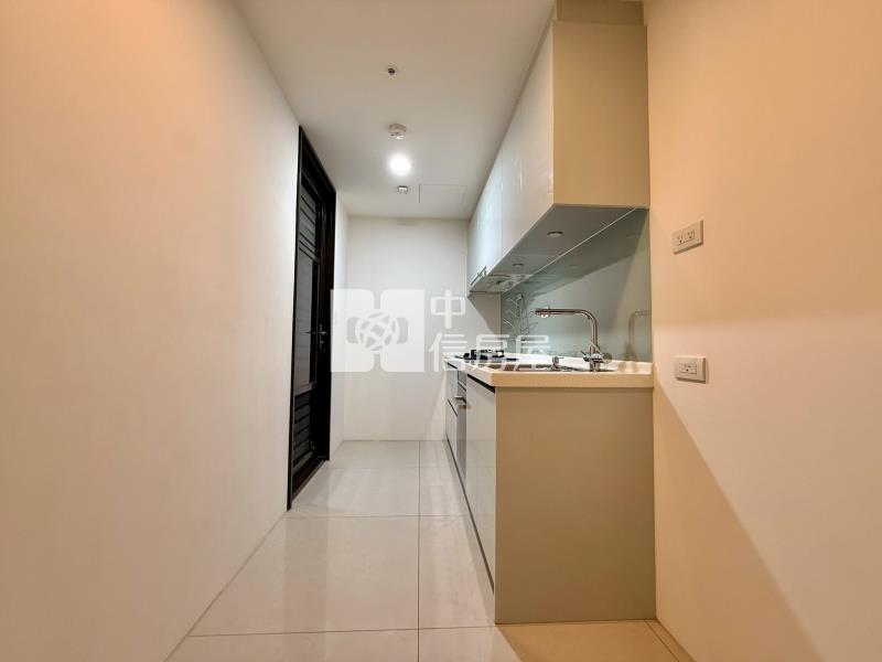 登陽春賞高樓層兩房兩衛平車房屋室內格局與周邊環境