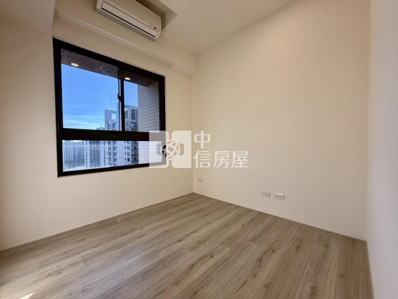 登陽春賞高樓層兩房兩衛平車房屋室內格局與周邊環境