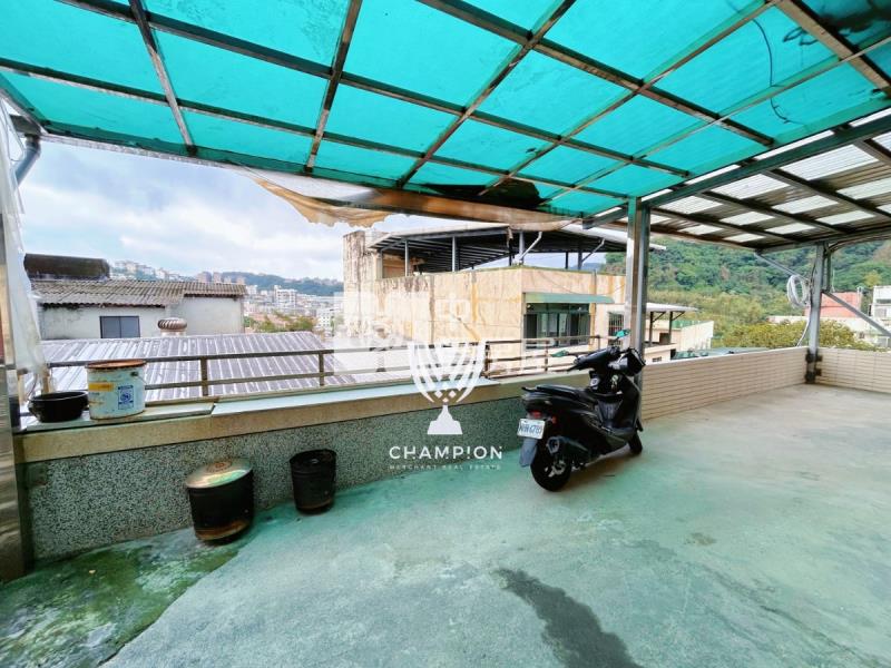 【冠軍】綠意清幽前庭一樓2房屋室內格局與周邊環境