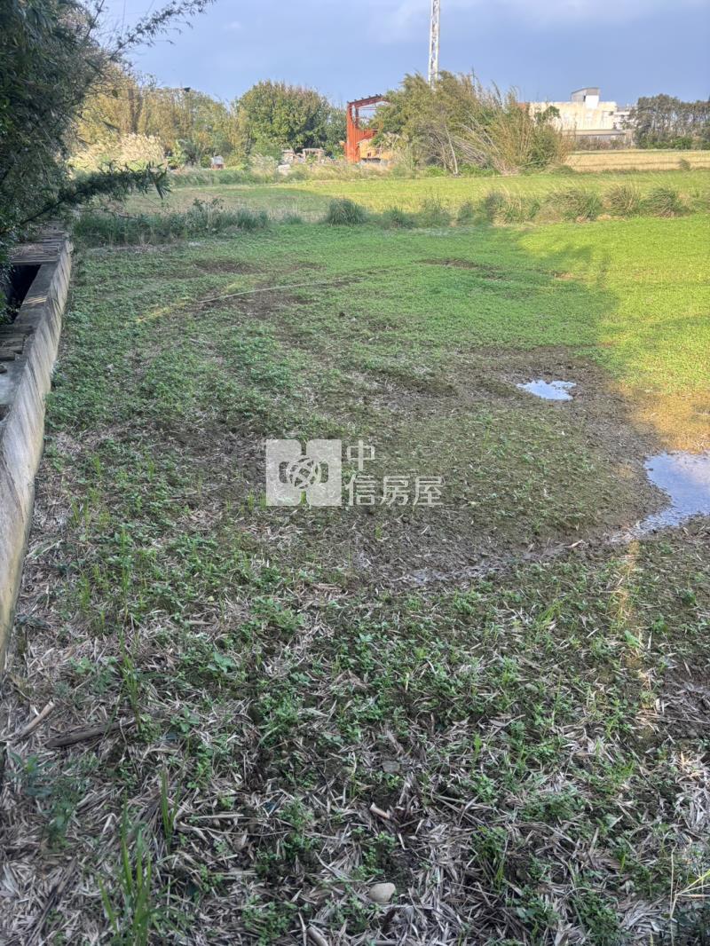 新屋中山路旁雙面路漂亮農地房屋室內格局與周邊環境