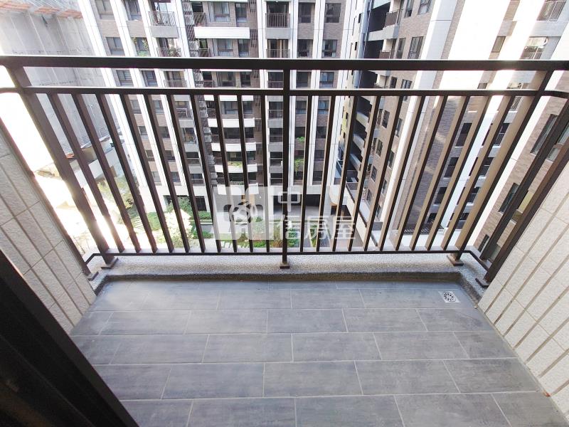 樹孝商圈綠雅圖三房平車房屋室內格局與周邊環境