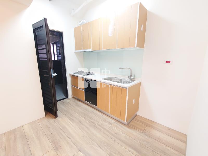 樹孝商圈綠雅圖三房平車房屋室內格局與周邊環境