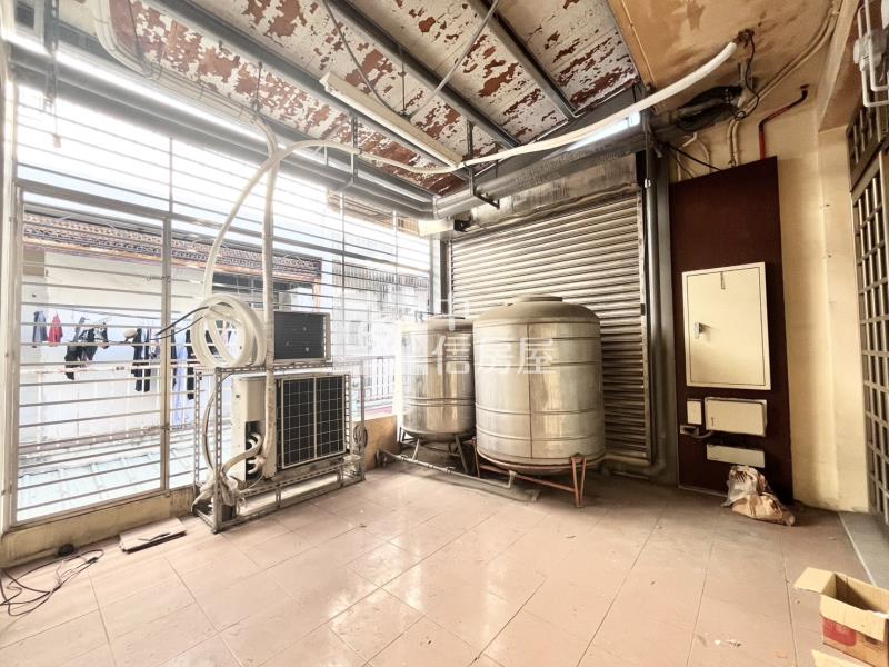 松竹捷運七米大面寬雙車透天房屋室內格局與周邊環境