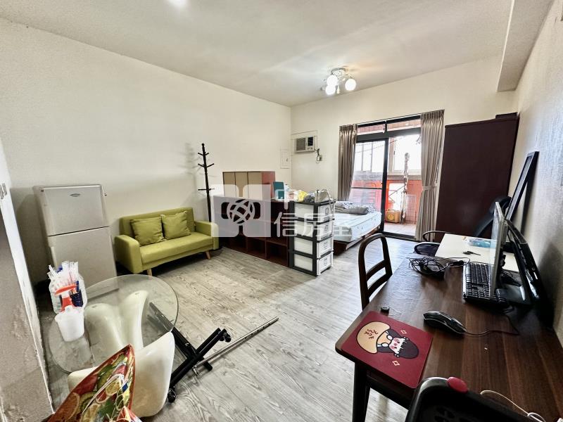 中原商圈.有陽台電梯大套房車房屋室內格局與周邊環境