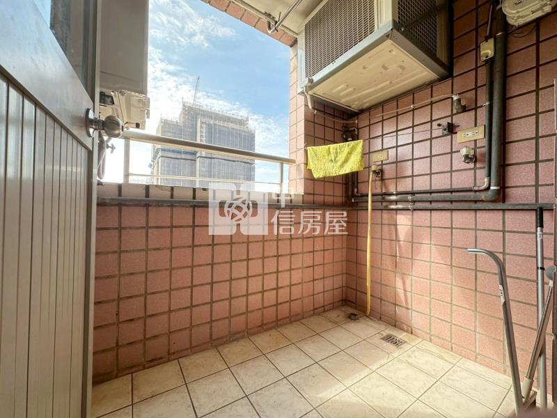 興大學府商圈賺錢時代高樓視野兩房房屋室內格局與周邊環境