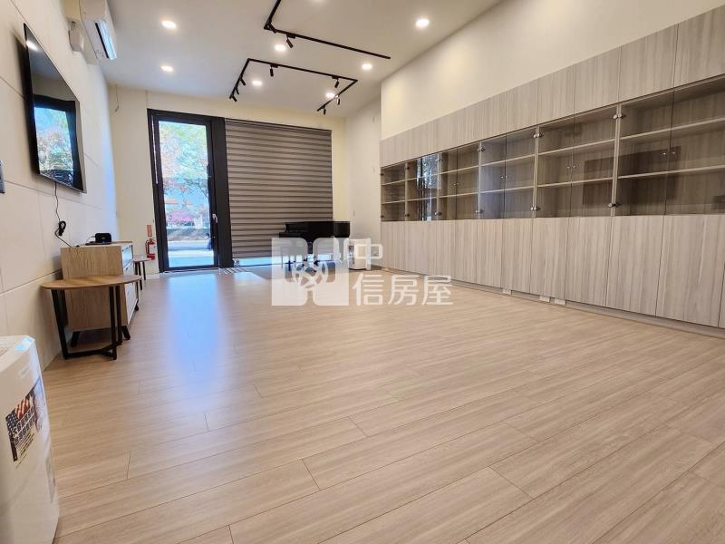 大河戀挑高美樓店房屋室內格局與周邊環境