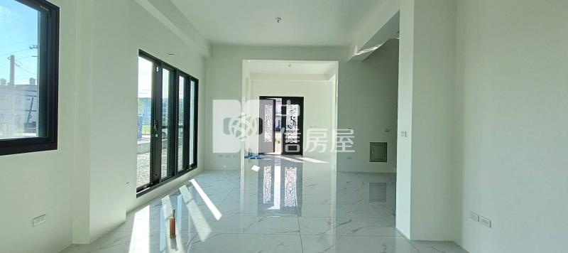 礁溪武暖全新電梯農舍房屋室內格局與周邊環境