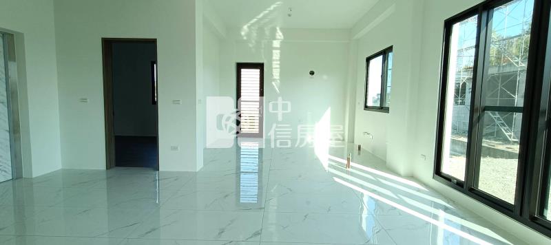 礁溪武暖全新電梯農舍房屋室內格局與周邊環境