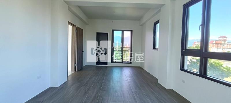 礁溪武暖全新電梯農舍房屋室內格局與周邊環境