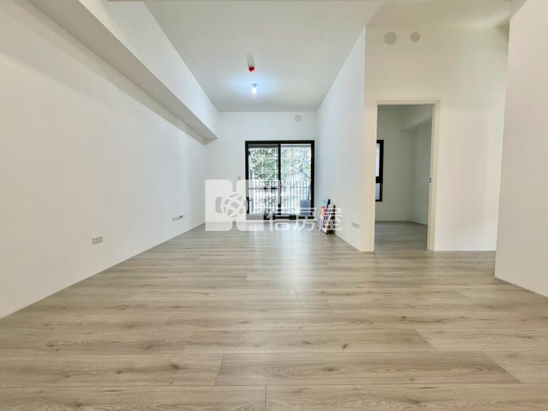 精銳嚮未來全新三房B1平車房屋室內格局與周邊環境