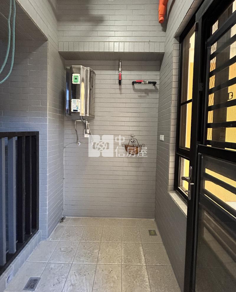 市政大道免千萬典雅精裝2房+車位房屋室內格局與周邊環境