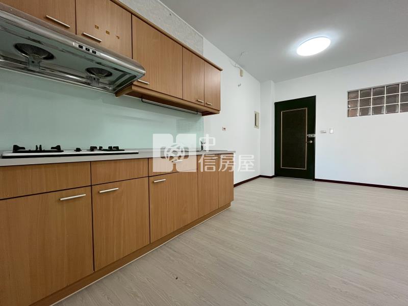 中山醫| 園道優閣兩房休旅車位房屋室內格局與周邊環境