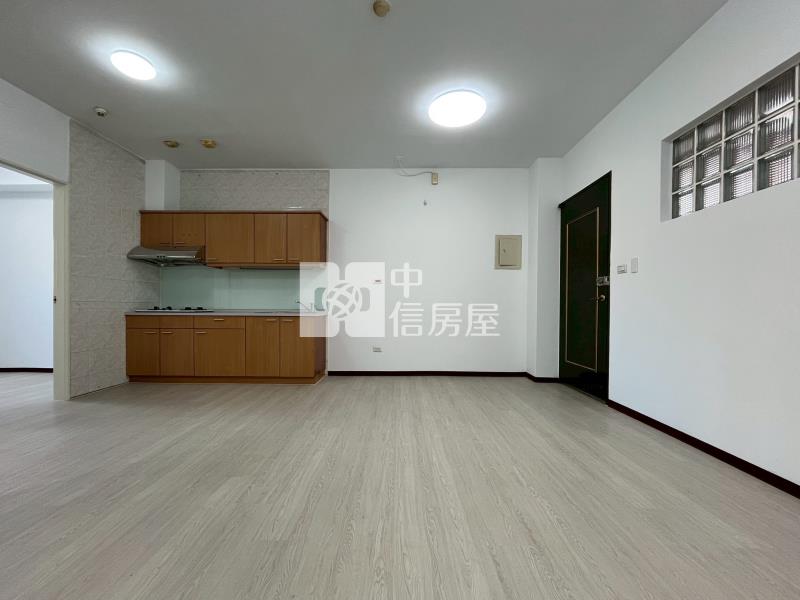 中山醫| 園道優閣兩房休旅車位房屋室內格局與周邊環境