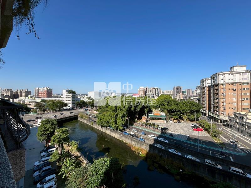 中山醫| 園道優閣兩房休旅車位房屋室內格局與周邊環境