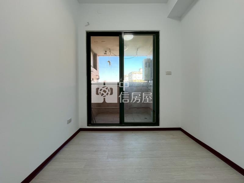 中山醫| 園道優閣兩房休旅車位房屋室內格局與周邊環境