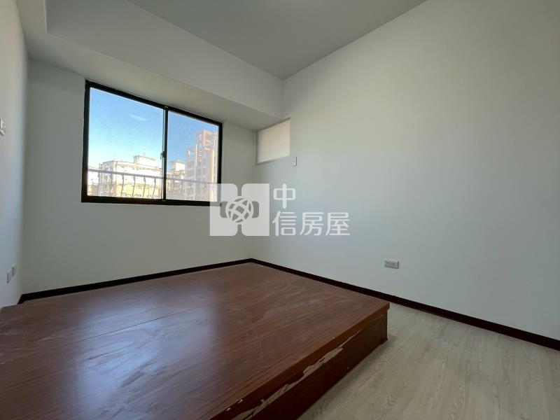 中山醫| 園道優閣兩房休旅車位房屋室內格局與周邊環境