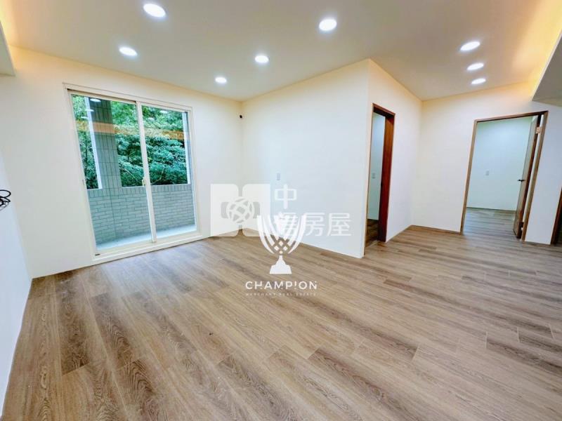 【冠軍】信義國中精裝三房房屋室內格局與周邊環境