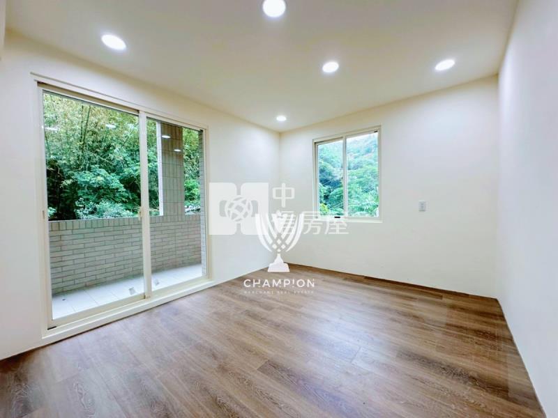 【冠軍】信義國中精裝三房房屋室內格局與周邊環境