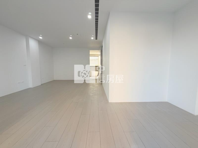 仁美國小全新臨路電墅房屋室內格局與周邊環境