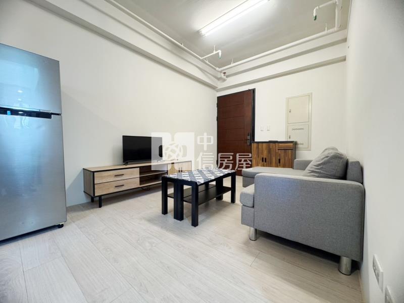 女王萬歲兩房休旅車位房屋室內格局與周邊環境