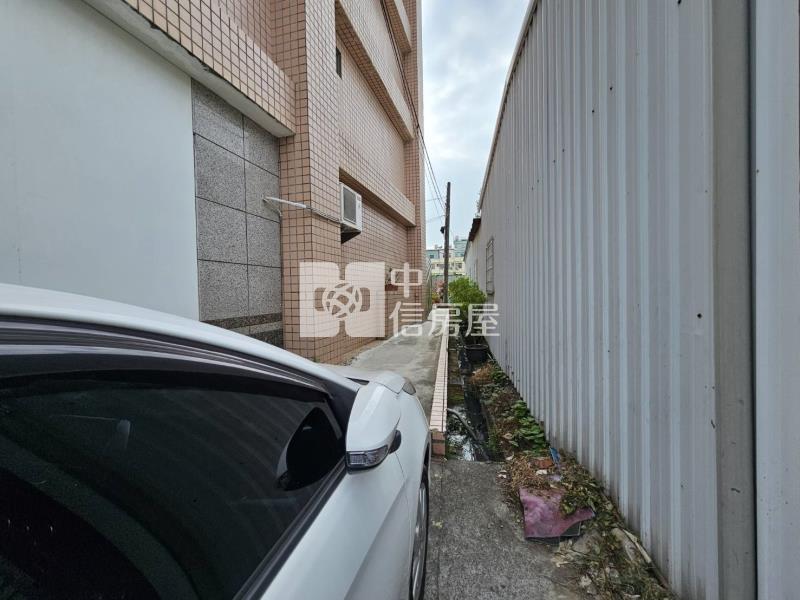 草屯大地坪精品汽車旅館房屋室內格局與周邊環境