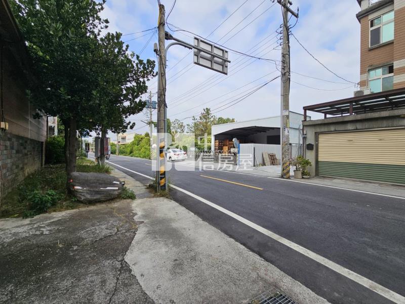 草屯大地坪精品汽車旅館房屋室內格局與周邊環境