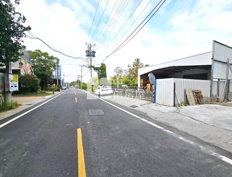 草屯大地坪精品汽車旅館房屋室內格局與周邊環境