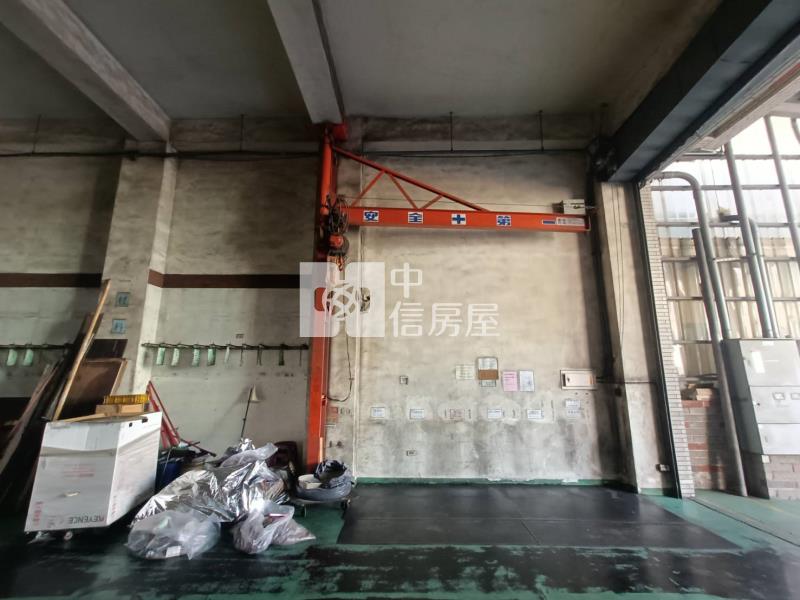 太平@興旺發大財@永豐路.三照廠房.有500坪.建坪可使用.超大面寬.20米路.貨櫃車可達.歡迎鑑賞房屋室內格局與周邊環境