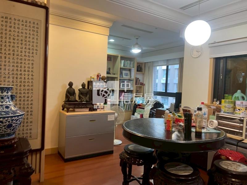 美術館特區印象巴黎平車寓房屋室內格局與周邊環境