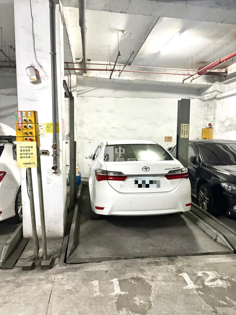 (愛丁堡王宮)塗城商圈正三房車位大陽台房屋室內格局與周邊環境