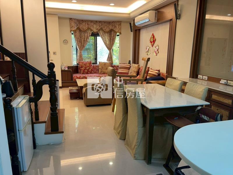 文化國小旁三車位別墅房屋室內格局與周邊環境