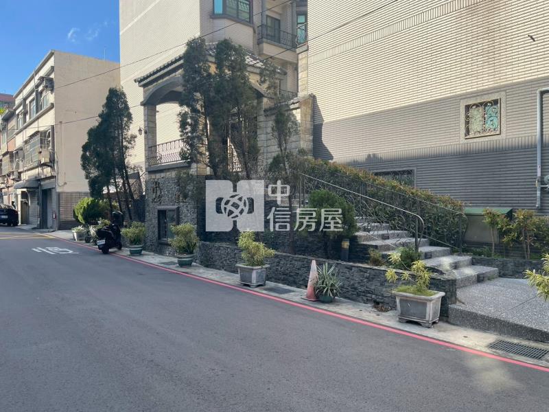 文化國小旁三車位別墅房屋室內格局與周邊環境