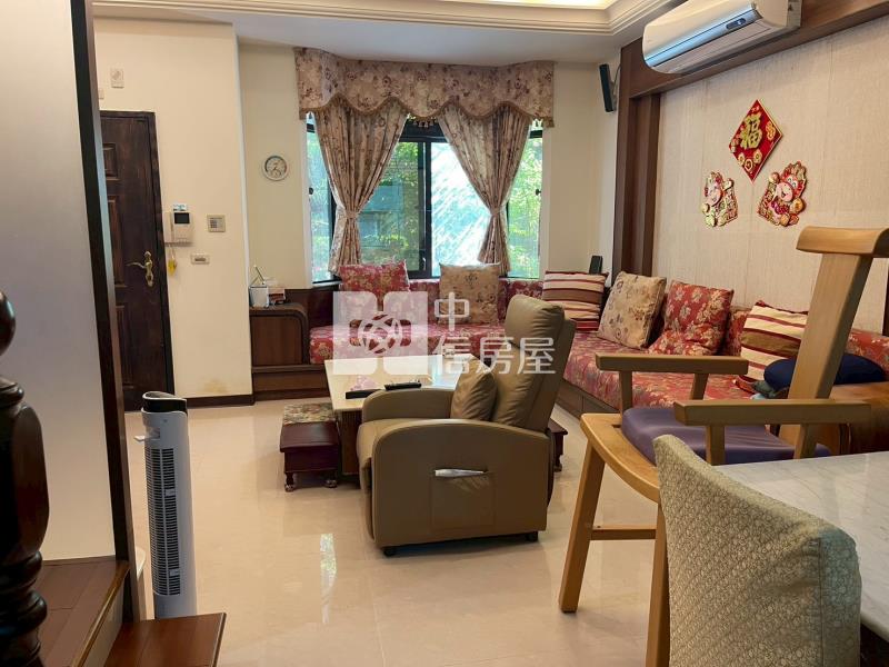 文化國小旁三車位別墅房屋室內格局與周邊環境